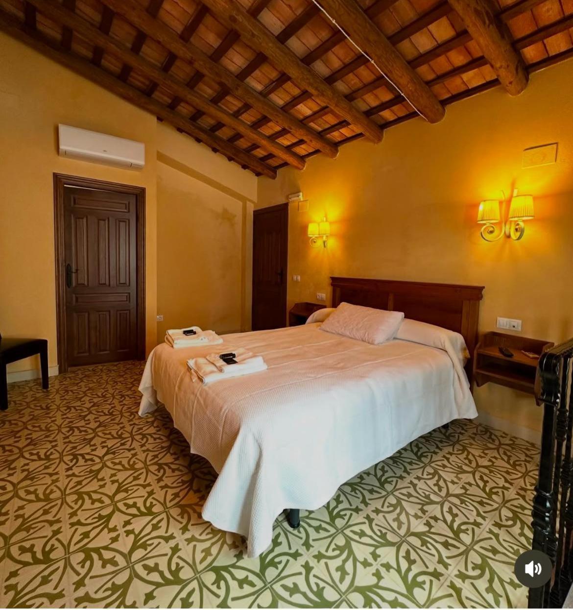Casa Rural La Plazuela *